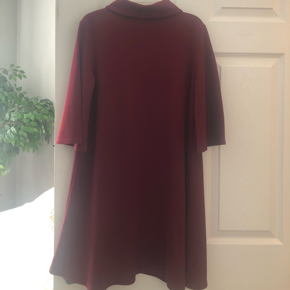 Boohoo burgundy dress